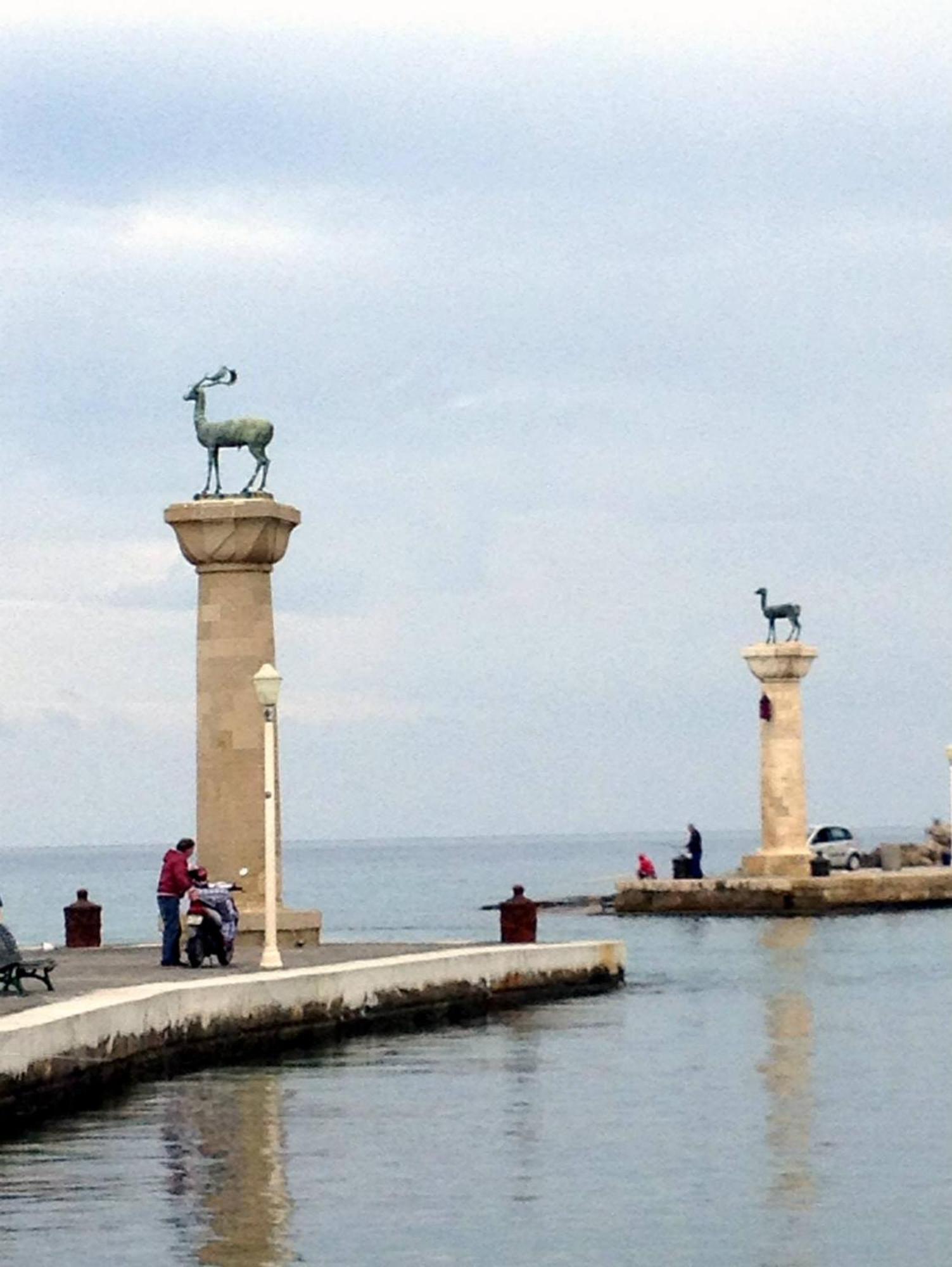 "Tete A Tete" Lux Apart In The Most Beautiful Street Of Town Rhodes City 外观 照片